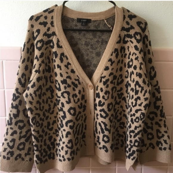 J CREW | Merino Cardigan - Picture 3 of 5